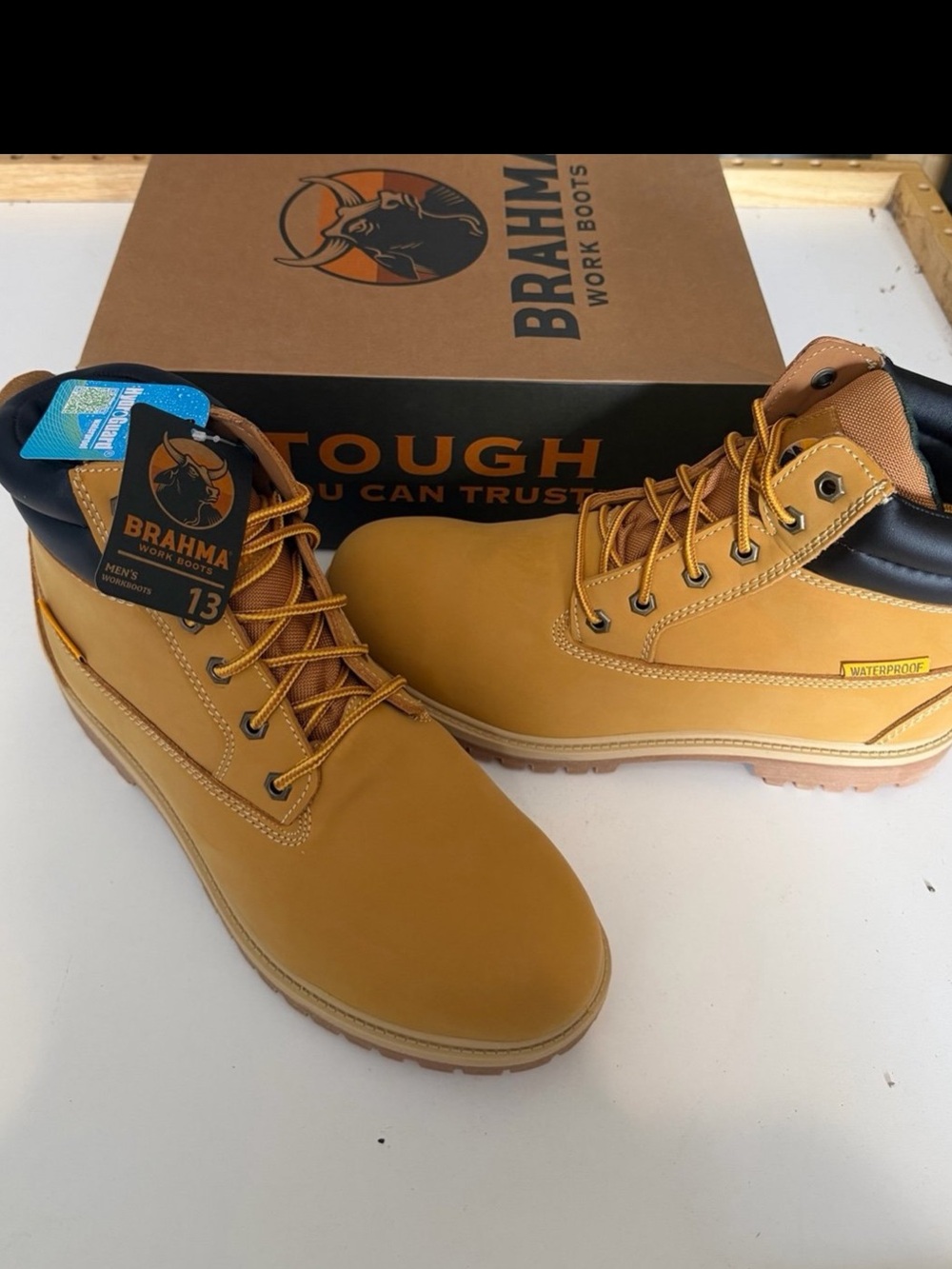 New in Box! Brahma Hubert Men’s Work
Boots Wheat Leather Waterproof Size 12 - Picture 8 of 16